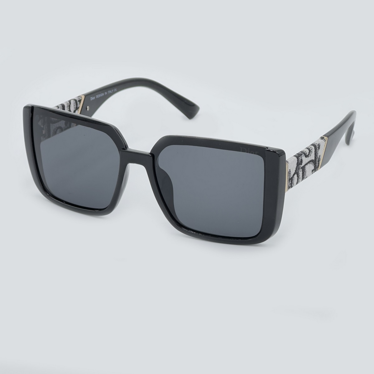 IMG_5592 عینک زنانه پلاریزه دیور مدل SG-p8899 - Image 1