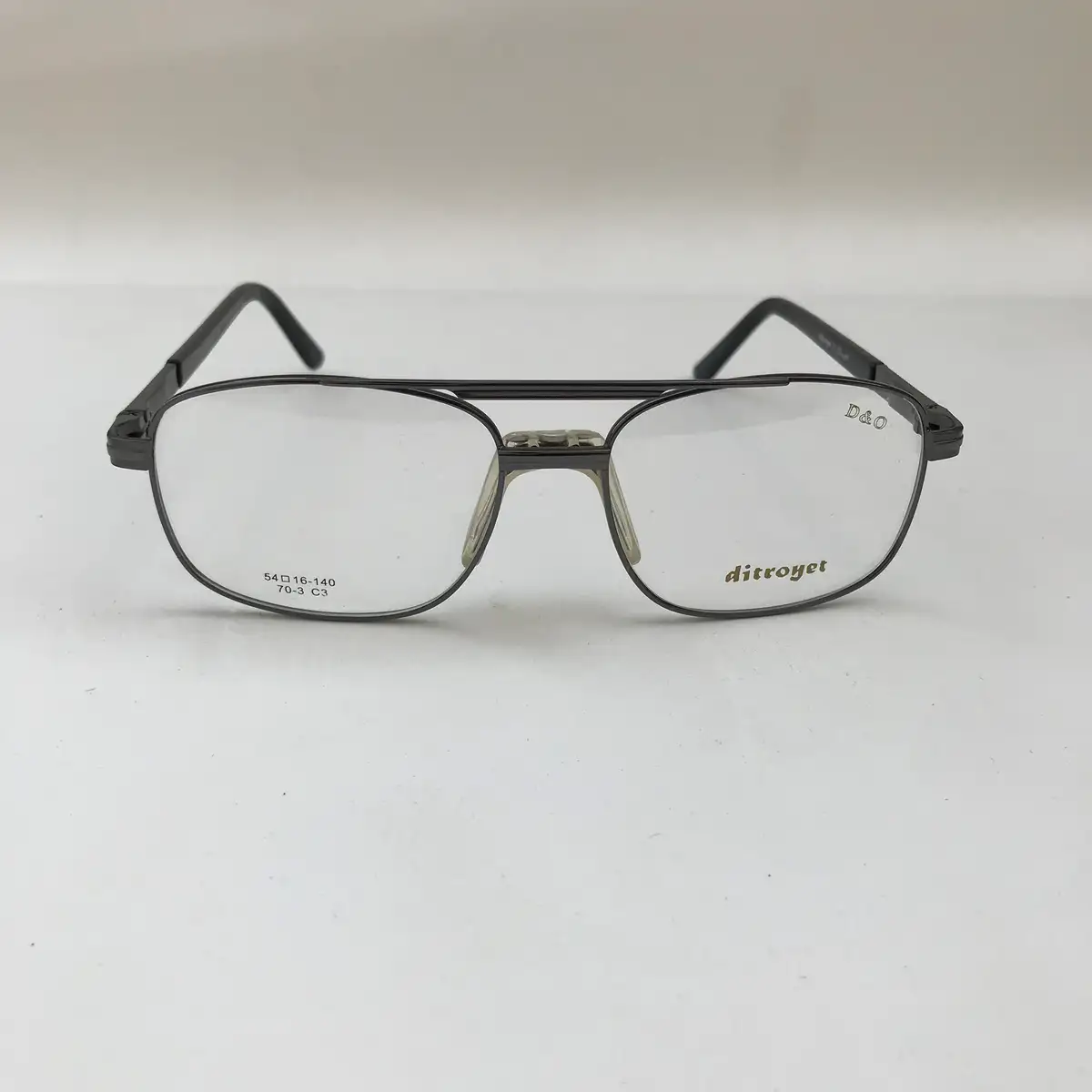 IMG_4011 (Copy) فریم عینک طبی فلزی برند d&o - Image 1